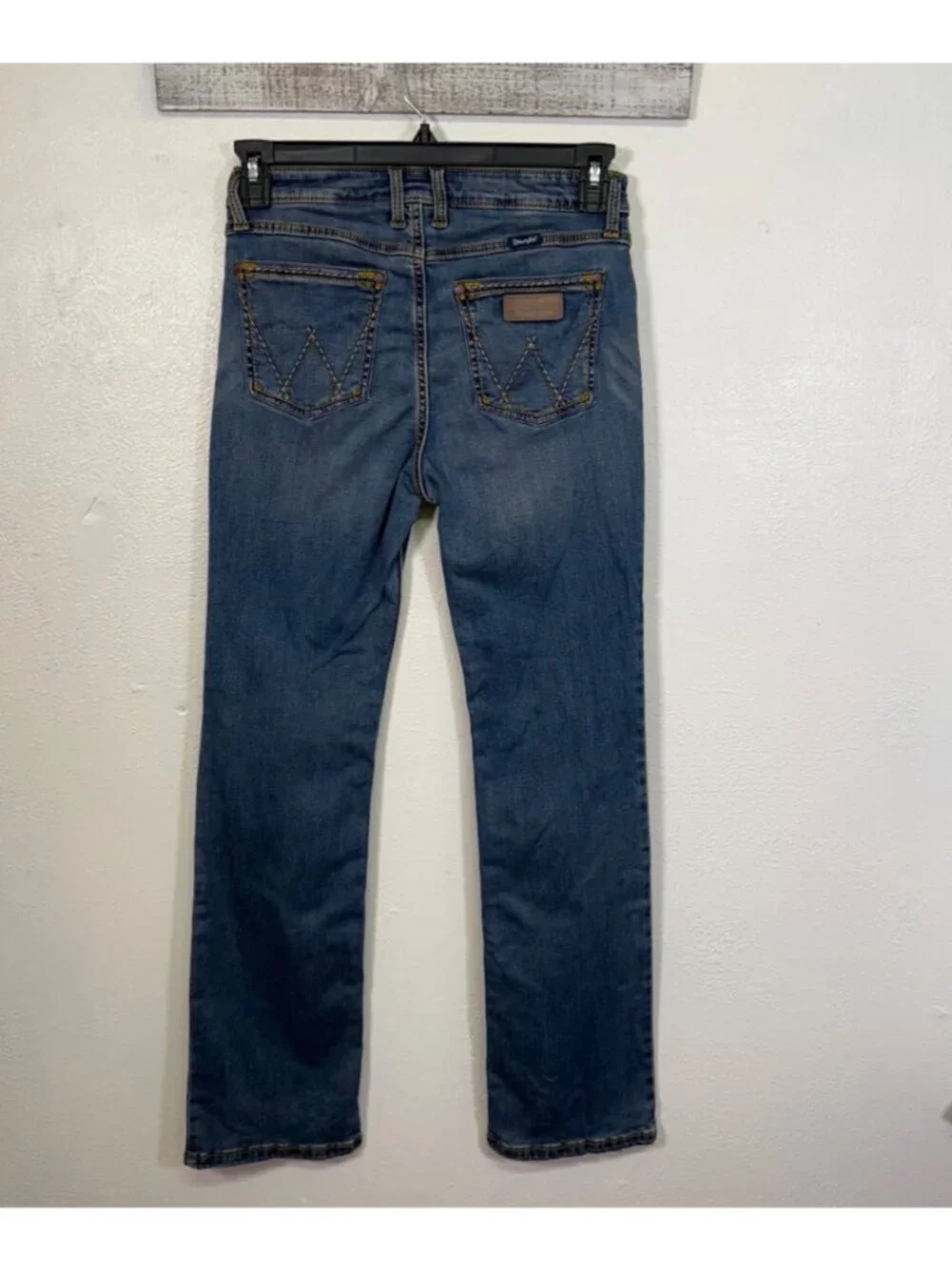 Wrangler Retro Mid Rise Bootcut Jeans 7x31 Medium Wash Denim Western Rodeo Ranch